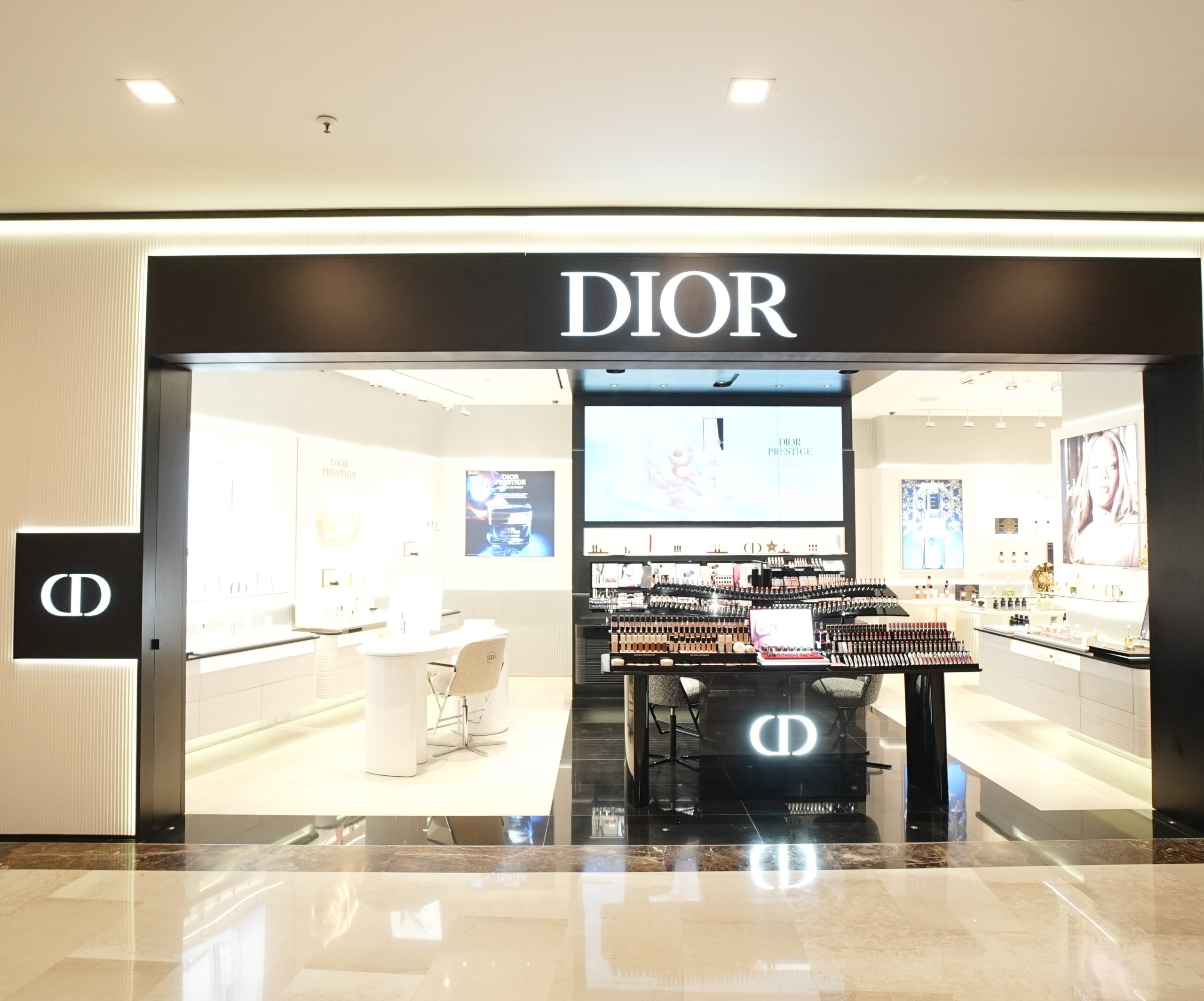 DIOR Debuts First Boutique in Gurugram at Ambience Mall, Setting a New Standard for Luxury in Delhi-NCR